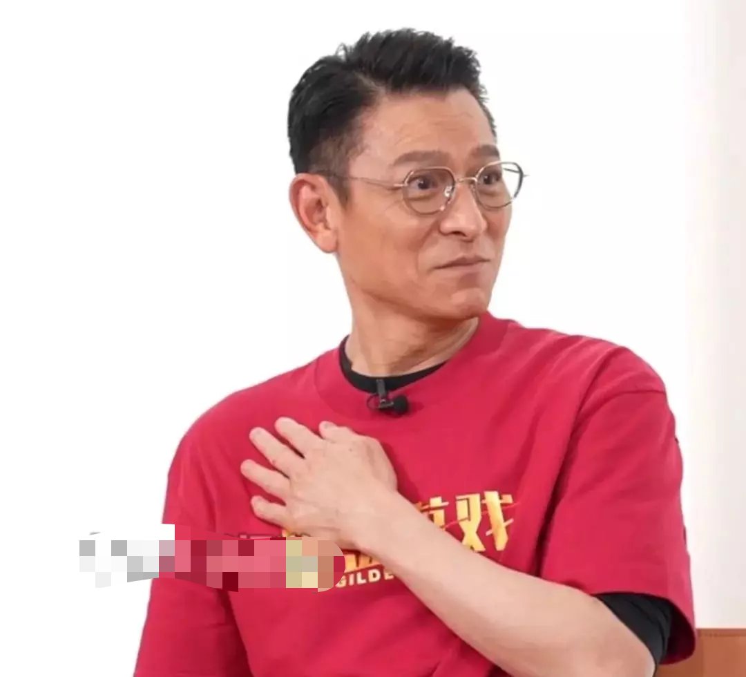 【资讯】刘德华被女儿“炫爸”，直呼好玩：她说爸爸是刘德华-爱乐享资源网