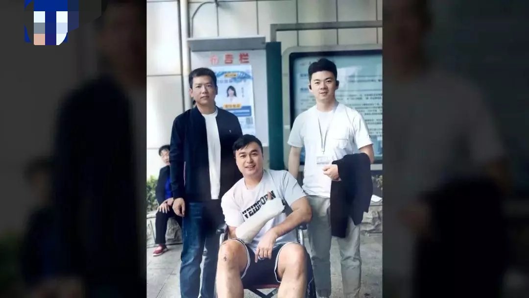 【资讯】医生为自己开处方42天减重48斤 变身健美冠军-爱乐享资源网