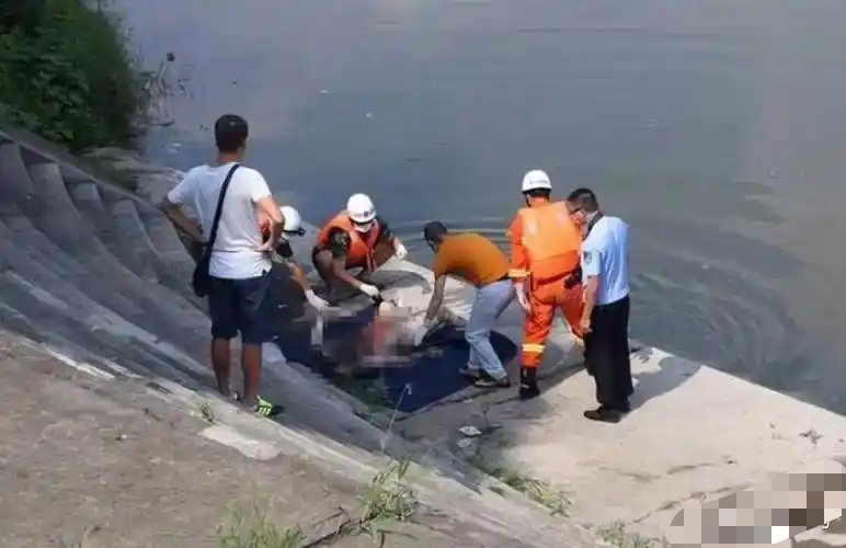 【资讯】37岁吴秋钟不幸遇难，13岁儿子在现场不断呼喊爸爸-爱乐享资源网