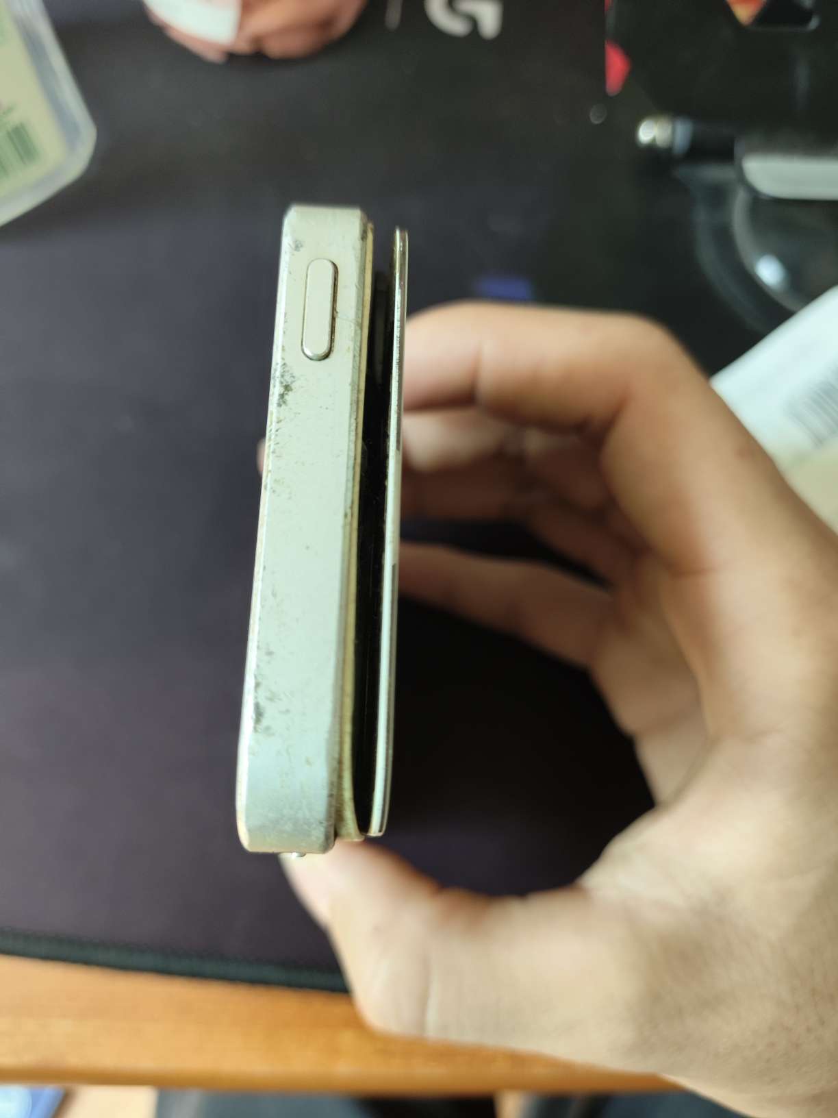 帮我看看苹果6这个样子还能修嘛-爱乐享资源网