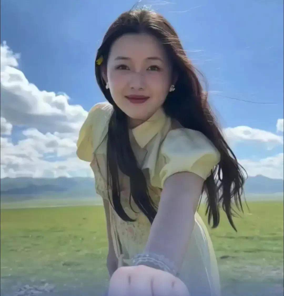 【资讯】24岁女生酷似大S走红 ，本人回应：没模仿她，不会消费她-爱乐享资源网