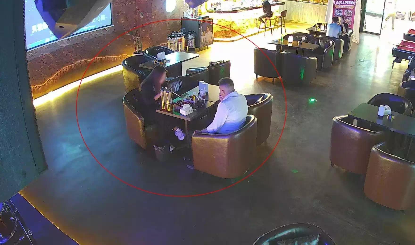 【资讯】酒托女连环设局：5天“钓”走30名单身男 吸金超10万-爱乐享资源网