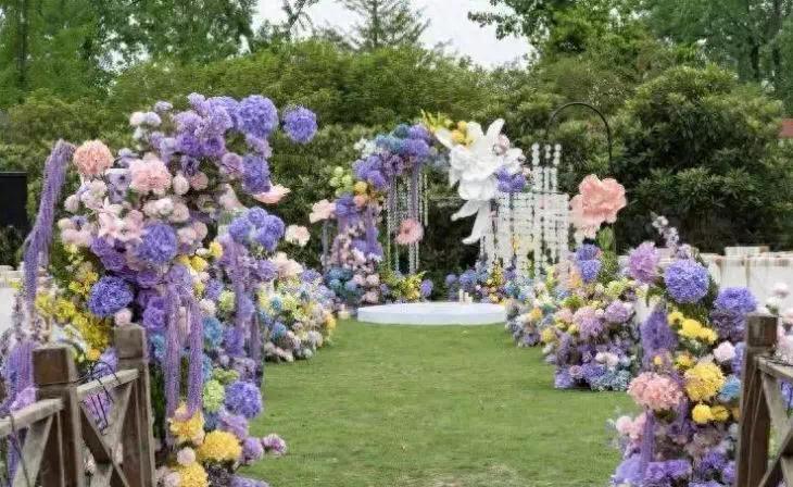 【资讯】杭州新娘蒙了：花上万元精心设计婚礼布景，竟在爆款短剧中“-爱乐享资源网